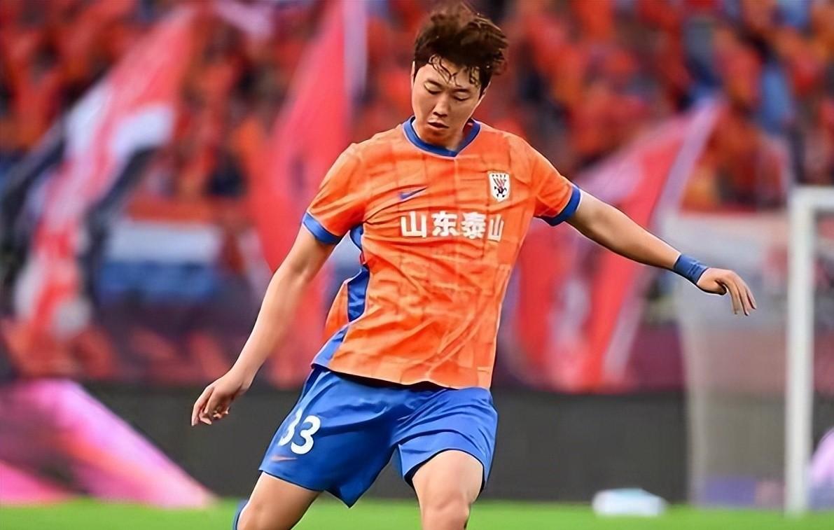 山东鲁能在主场三球击败上海申花！(山东鲁能在主场三球击败上海申花的是谁)